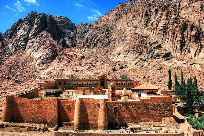 Enjoy Saint Catherine Hiking