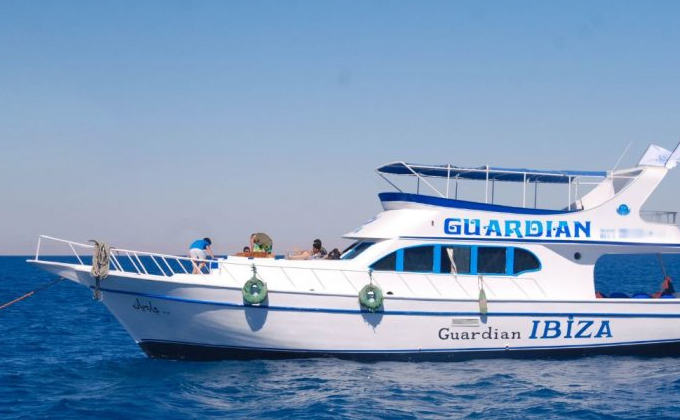 ايبيزا يخت (العين السخنه)