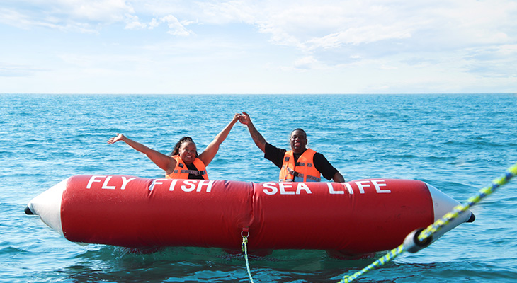 Per Groups up to 4: Fly Fish Boat Ride Adventure in Dubai 