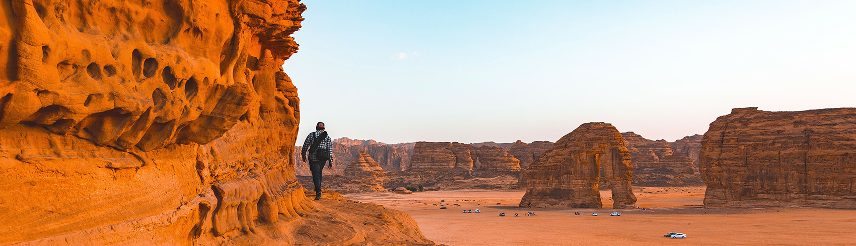 Hiking in Al-Ula
