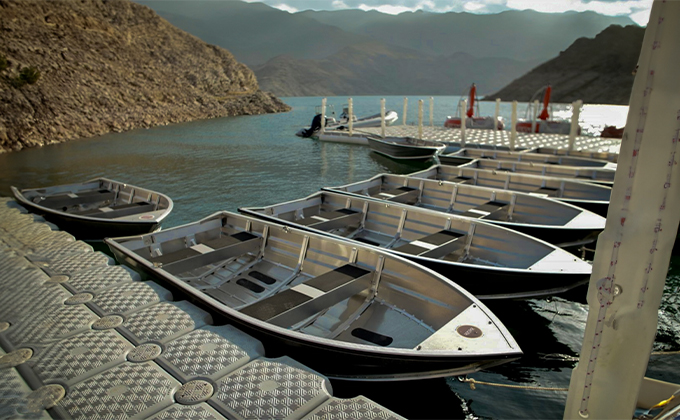 Rowing Boats Trip in Oman Wadi Dayqah  