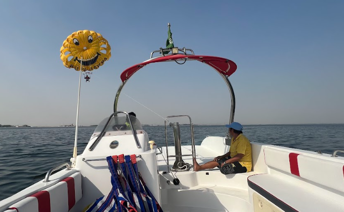 Parasailing in Amwaj Beach Club with Professional Guide 