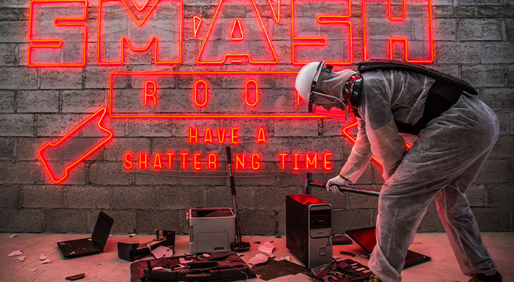 30 mins in Smash Room Dubai 