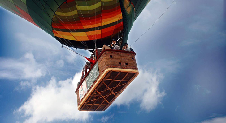  Hot Air Balloon Ride and Dune Bashing in Dubai  