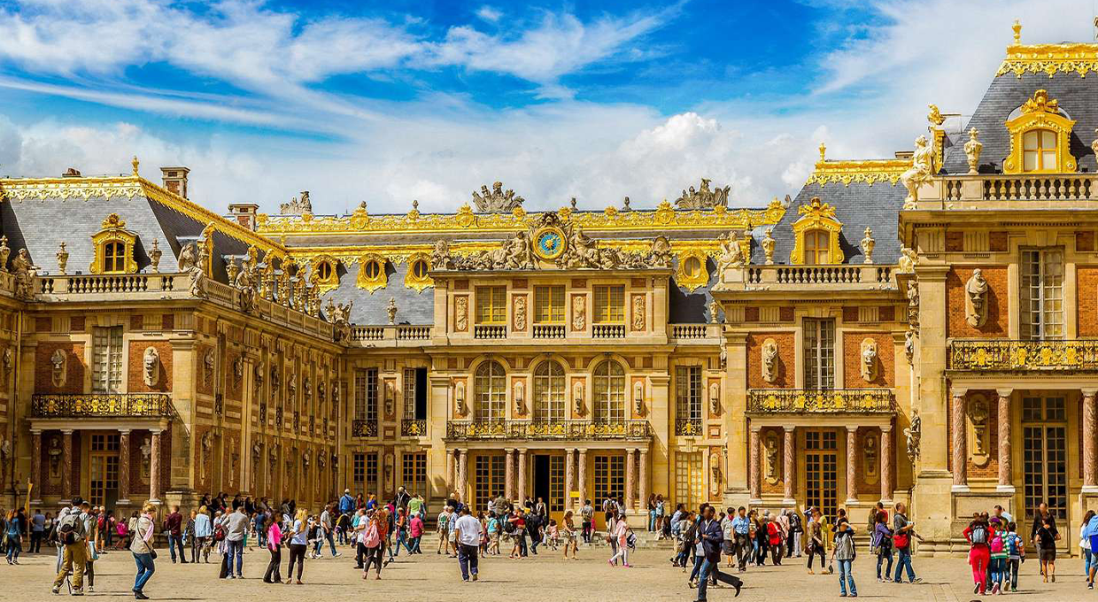 Versailles Palace Entry Ticket with Gardens & The Trianon Estate