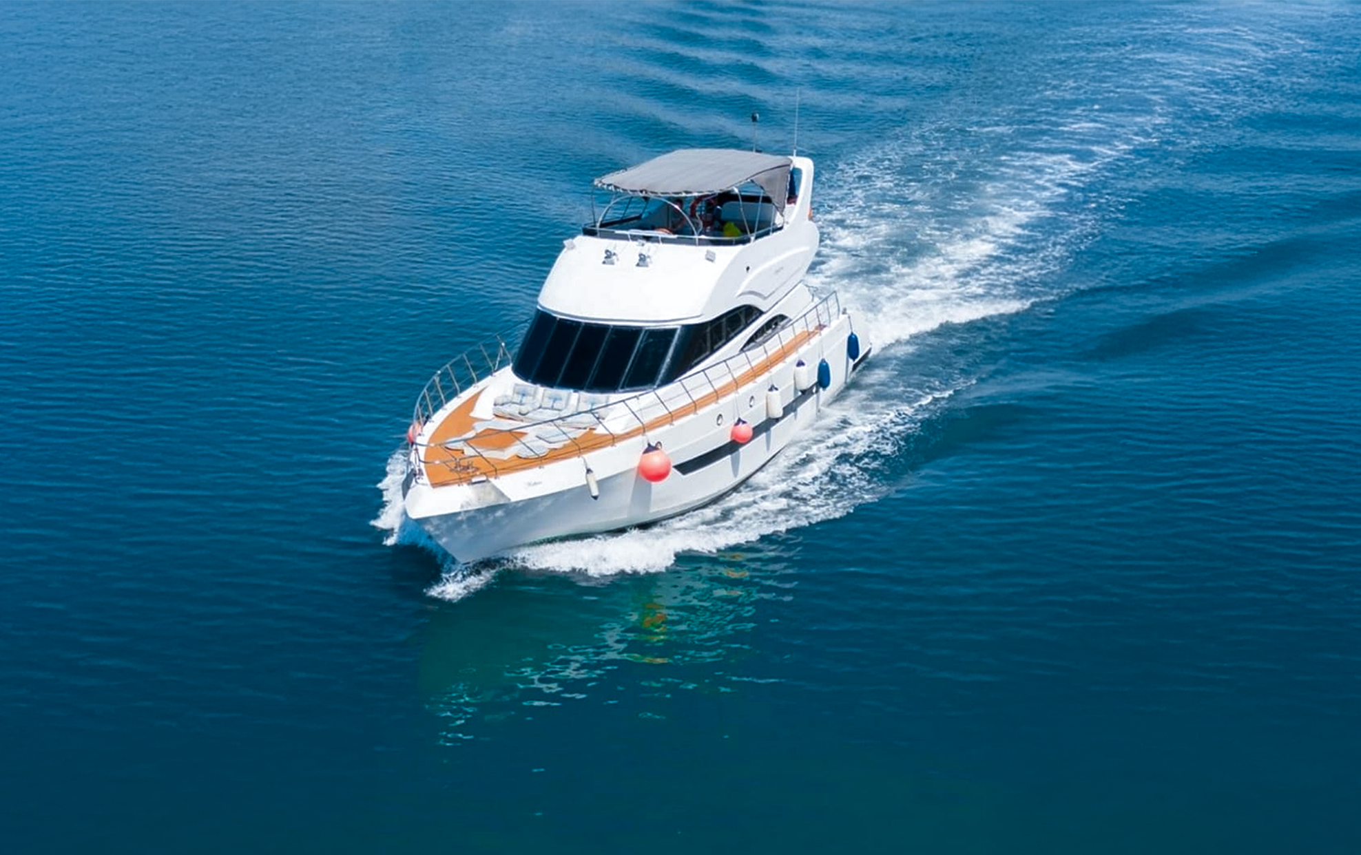 6-Hour Trip on Mahawai Yacht to Byada Island