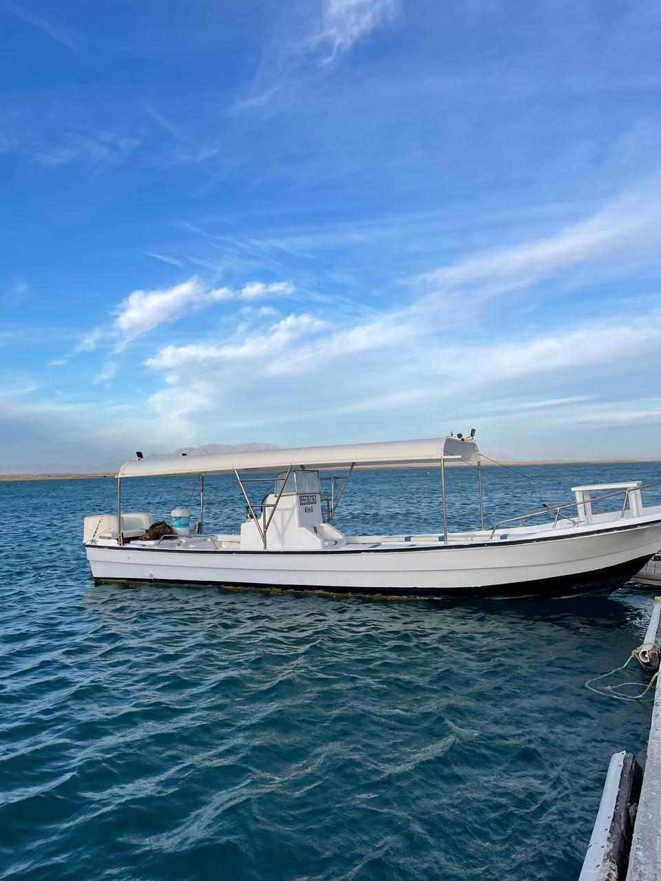 5-Hour Boat Trip in Yanbu for Up to 10 People