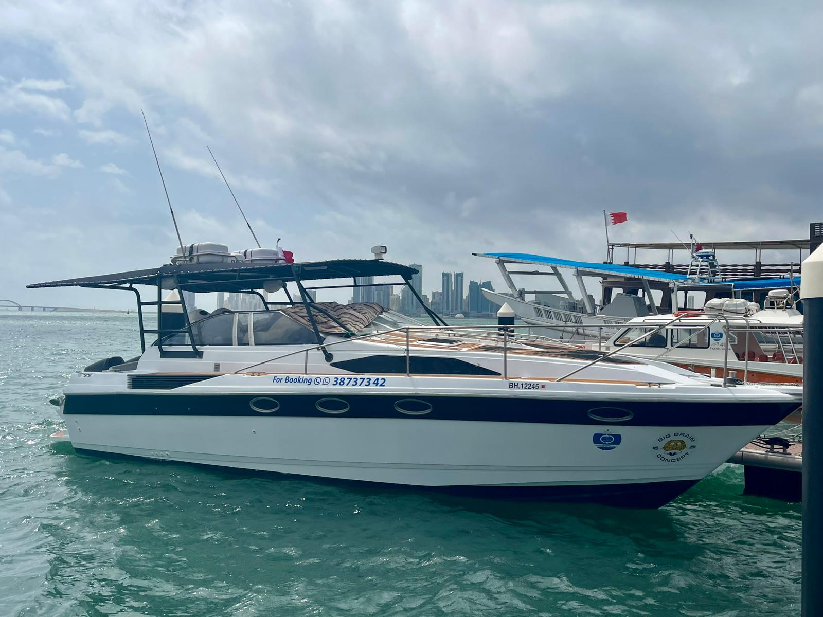 For 10 People: Sea Trip by Big VIP yacht to Jarada or El Dar Island